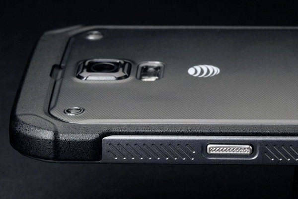 Samsung Galaxy S6 Active appare nel listino di AT&T