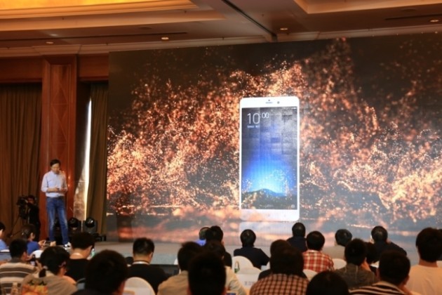 Xiaomi lancia il nuovo Mi Note Pro: 4 GB di RAM e Snapdragon 810 opportunamente raffreddato
