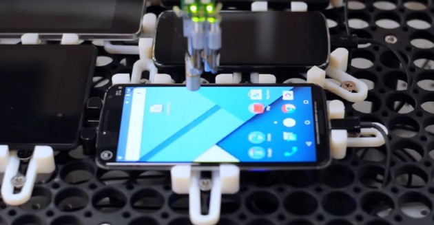 Google utilizza un robot per verificare la presenza di lag sui touchscreen Android