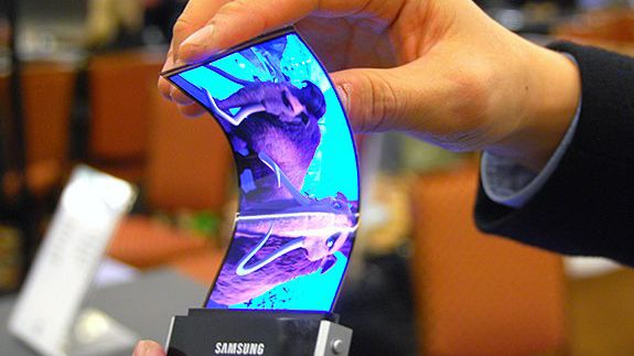Samsung SM-G888N0: in arrivo un device foldable?