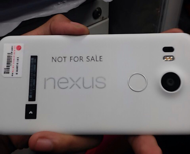 LG Nexus 5 2015: confermata la fotocamera frontale da 5 megapixel