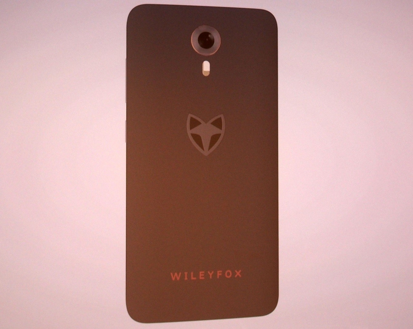 Wileyfox телефон как разобрать