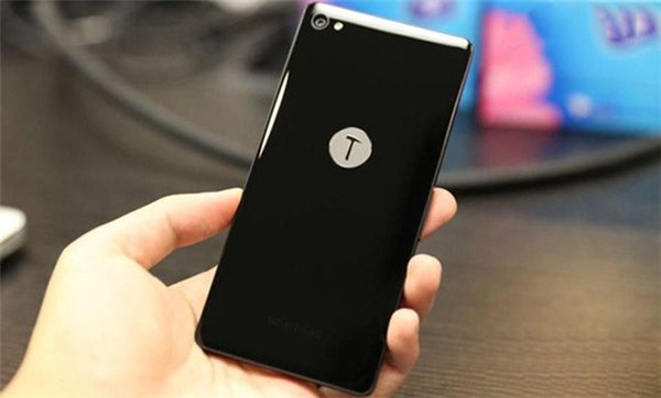 Smartisan T2: Snapdragon 808 e 3 GB di RAM secondo un test AnTuTu