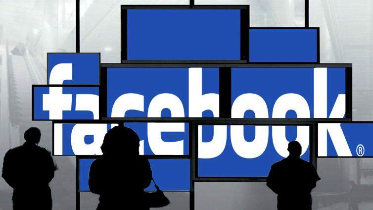 Facebook vola in Borsa e supera il colosso Apple