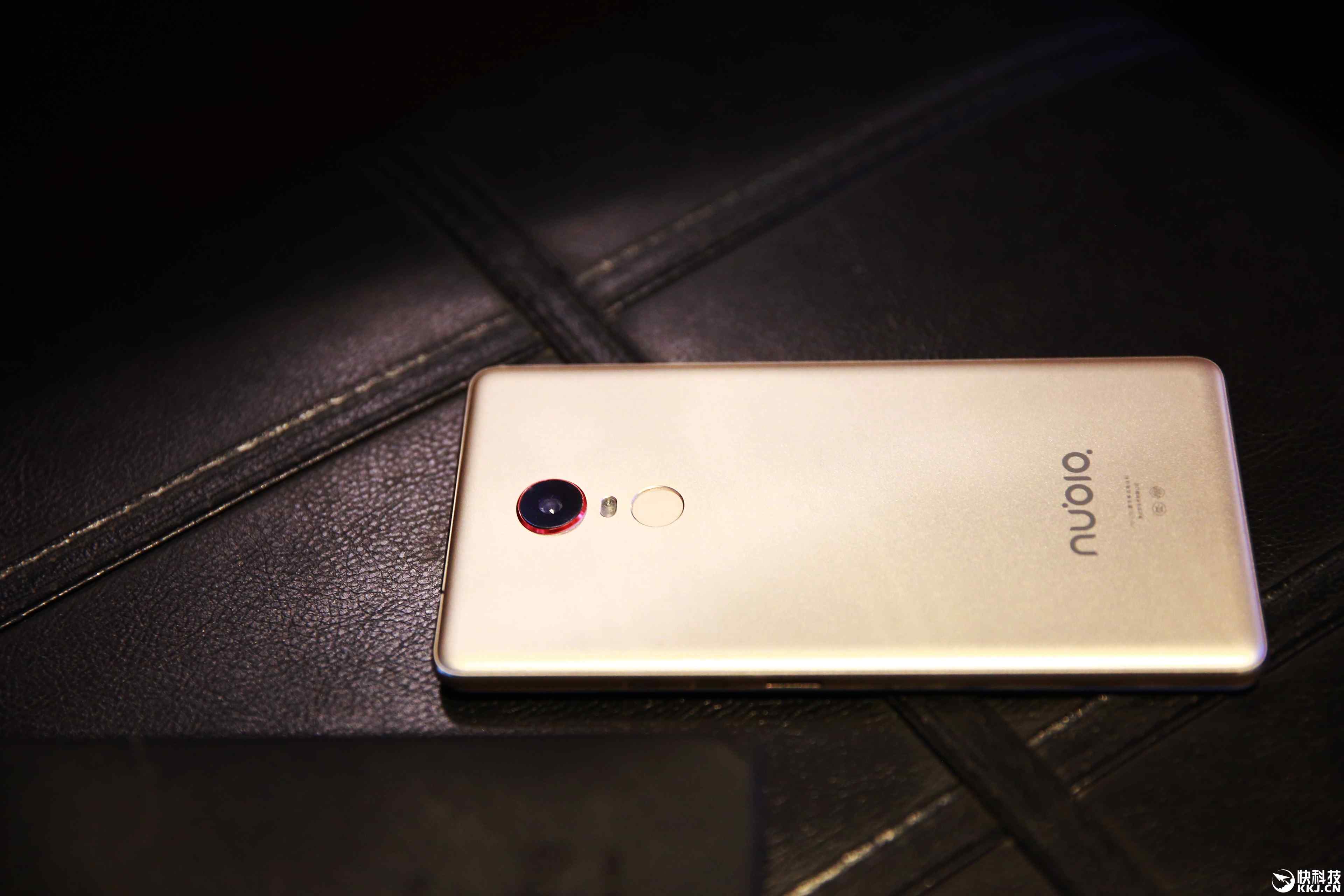 Nubia X8
