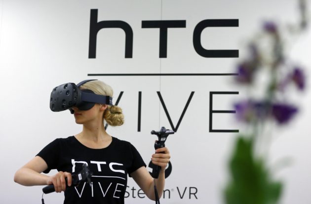 Secondo HTC le vendite dei VR supereranno molto presto quelle degli smartphone