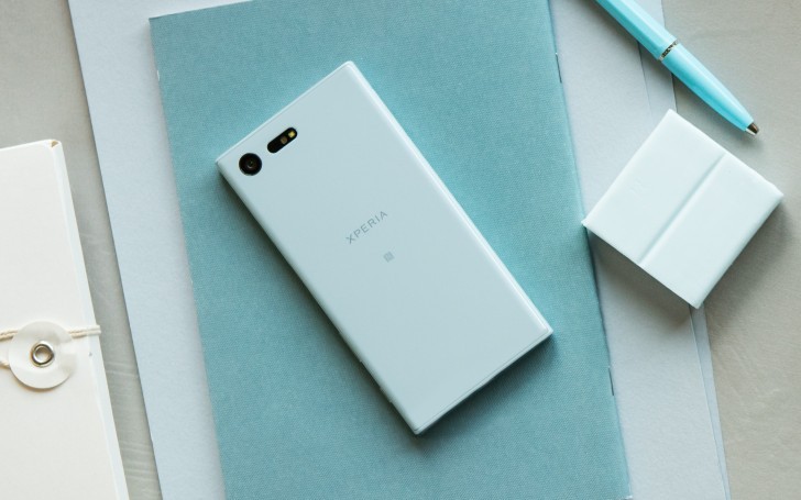 Sony Xperia X Compact