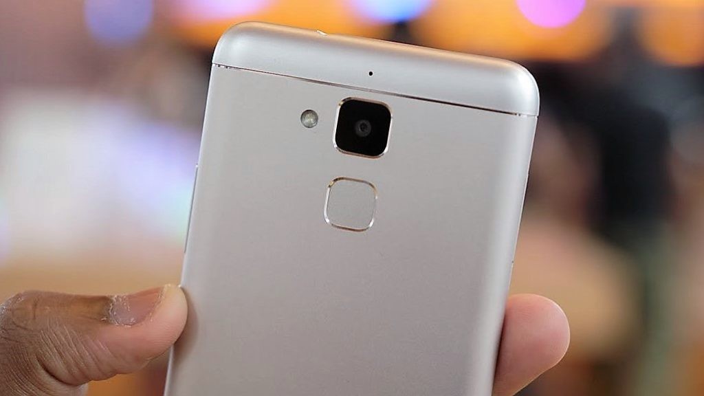 Asus Zenfone 3s Max avrà una mega batteria