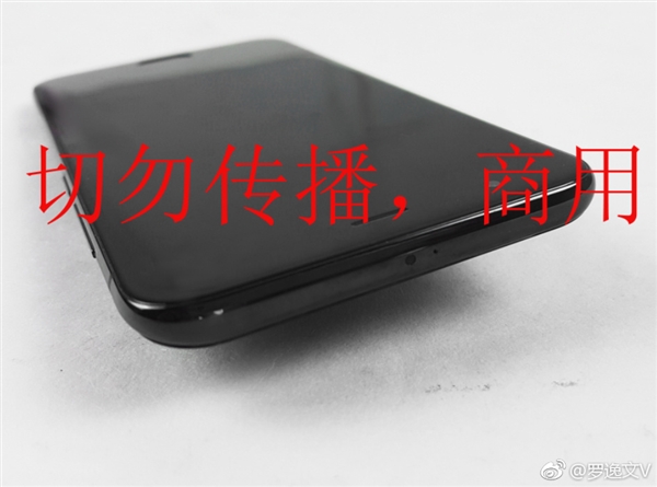 Xiaomi Mi 6 in nuove foto: addio jack, benvenuta impermeabilità