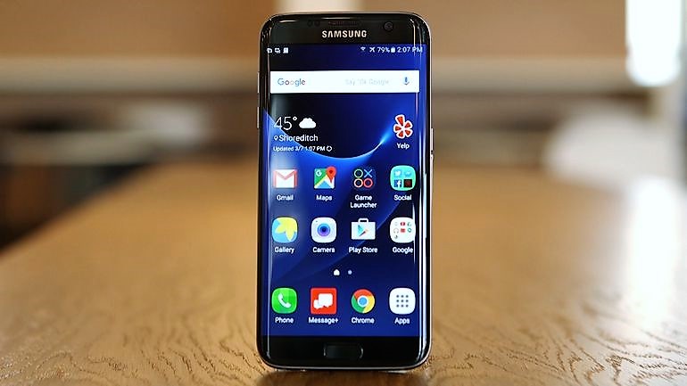 Galaxy S7 Edge (no brand) riceve anche in Italia la patch di sicurezza del mese di aprile
