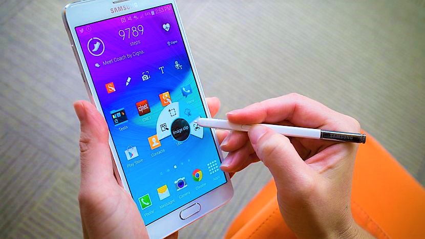 Samsung Galaxy Note 4 (brand Vodafone) ed S5 Neo ricevono l'aggiornamento di sicurezza