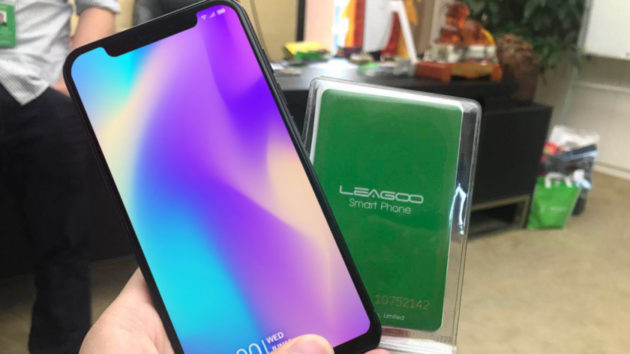 Leagoo S9 Pro: lettore di impronte integrato sotto il display