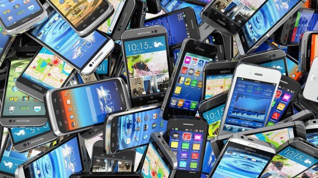 Il mercato degli smartphone è davvero al capolinea? | EDITORIALE