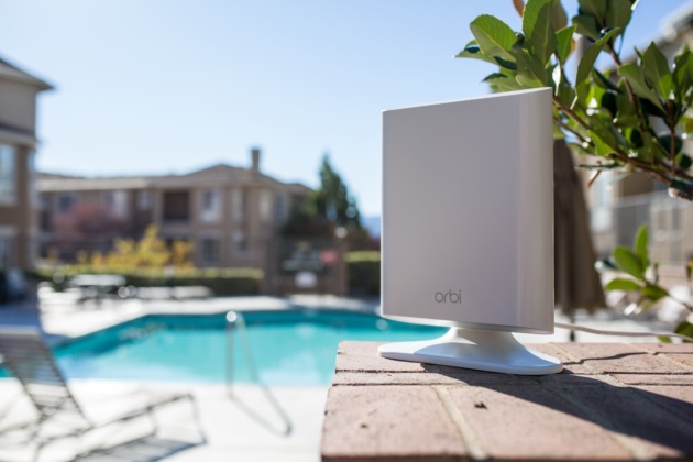 Netgear presenta Orbi Outdoor: un nuovo Wi-Fi mesh universale per gli ambienti esterni