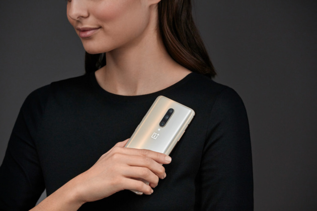 OnePlus 7 Pro: in arrivo l'edizione limitata Almond