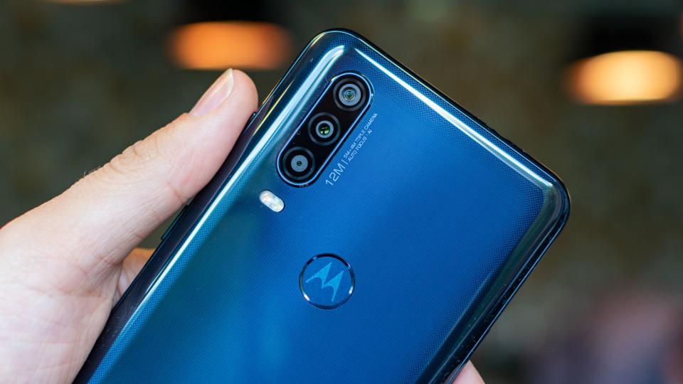 motorola one action