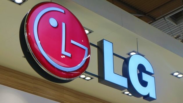 LG brevetta uno smartphone pieghevole