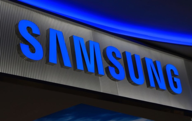 Mercato smartphone 2024: Samsung torna in testa superando Apple, balzo di Transsion