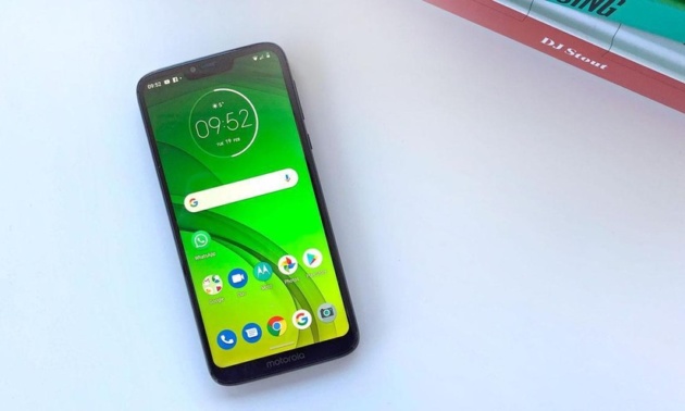 Motorola G7 Power inizia a ricevere Android 10