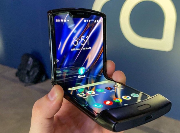 Motorola sta sviluppando il suo primo smartphone arrotolabile
