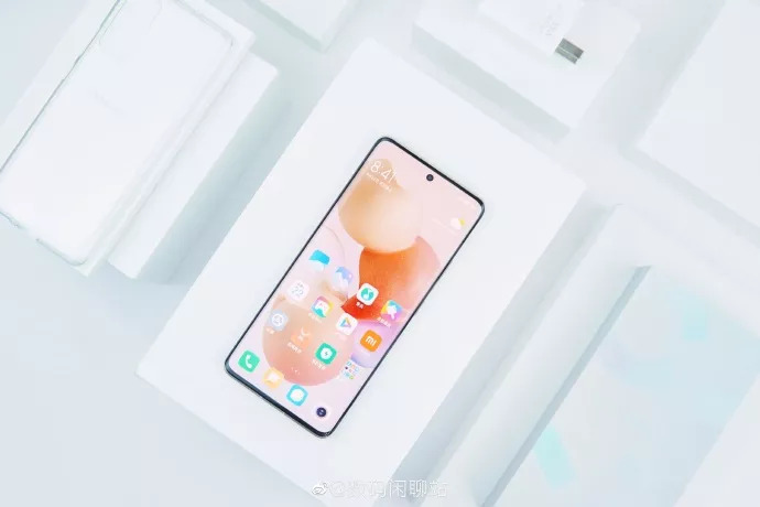 Xiaomi Civi