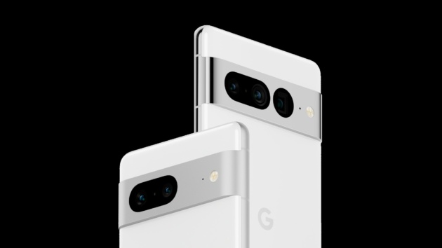 Google Pixel 7a si mostra in tre nuovi colori