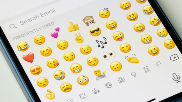 Un'emoji del pollice alzato può valere quanto una firma su un contratto legale