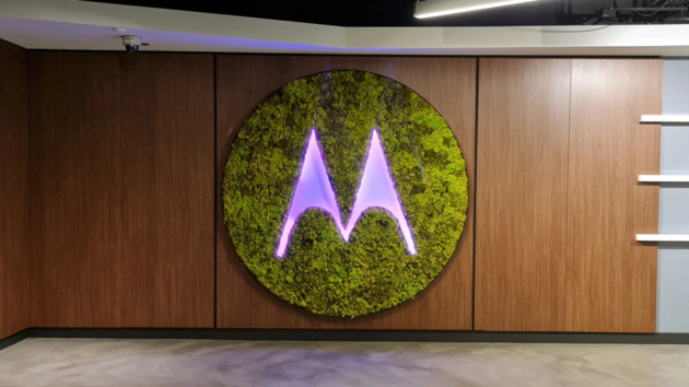 Motorola presenta al CES 2024 le nuove funzionalità MotoTalk per la produttività