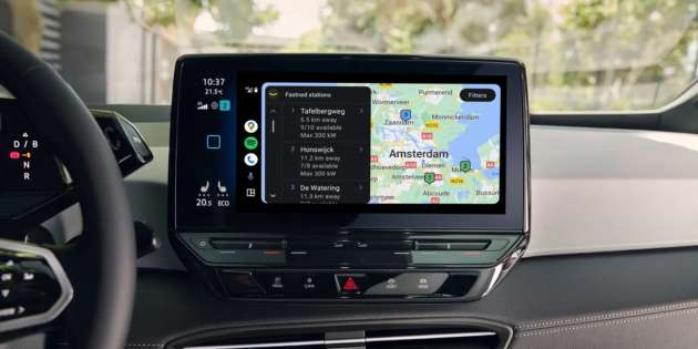 Android Auto: La Nuova App per Trovare Stazioni di Ricarica per Veicoli Elettrici con Integrazione Google Maps e Waze  --- (Fonte immagine: https://static.androidiani.com/wp-content/uploads/2023/10/njceqwei-630x315.png)