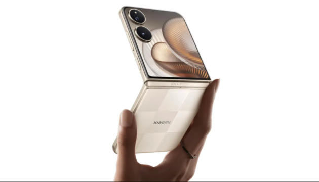 Xiaomi Mix Flip 2 è il nuovo pieghevole a conchiglia con stampante fotografica integrata